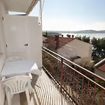 By The Sea - 6023 טרוגיר